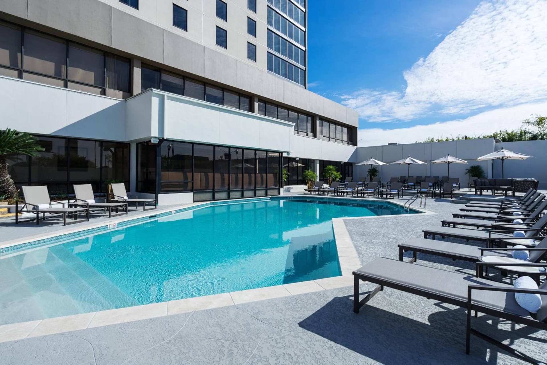 Baton Rouge Marriott interior in Baton Rouge, LA — gallery photo 2