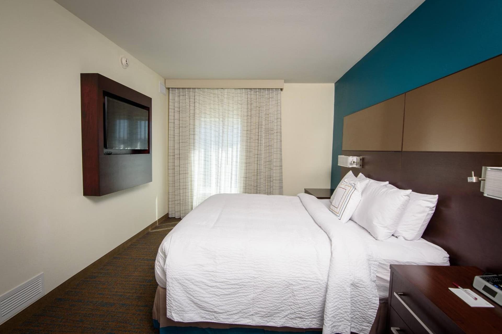Residence Inn by Marriott Cleveland Avon at The Emerald Event Center gallery photo in Avon, OH — image 4