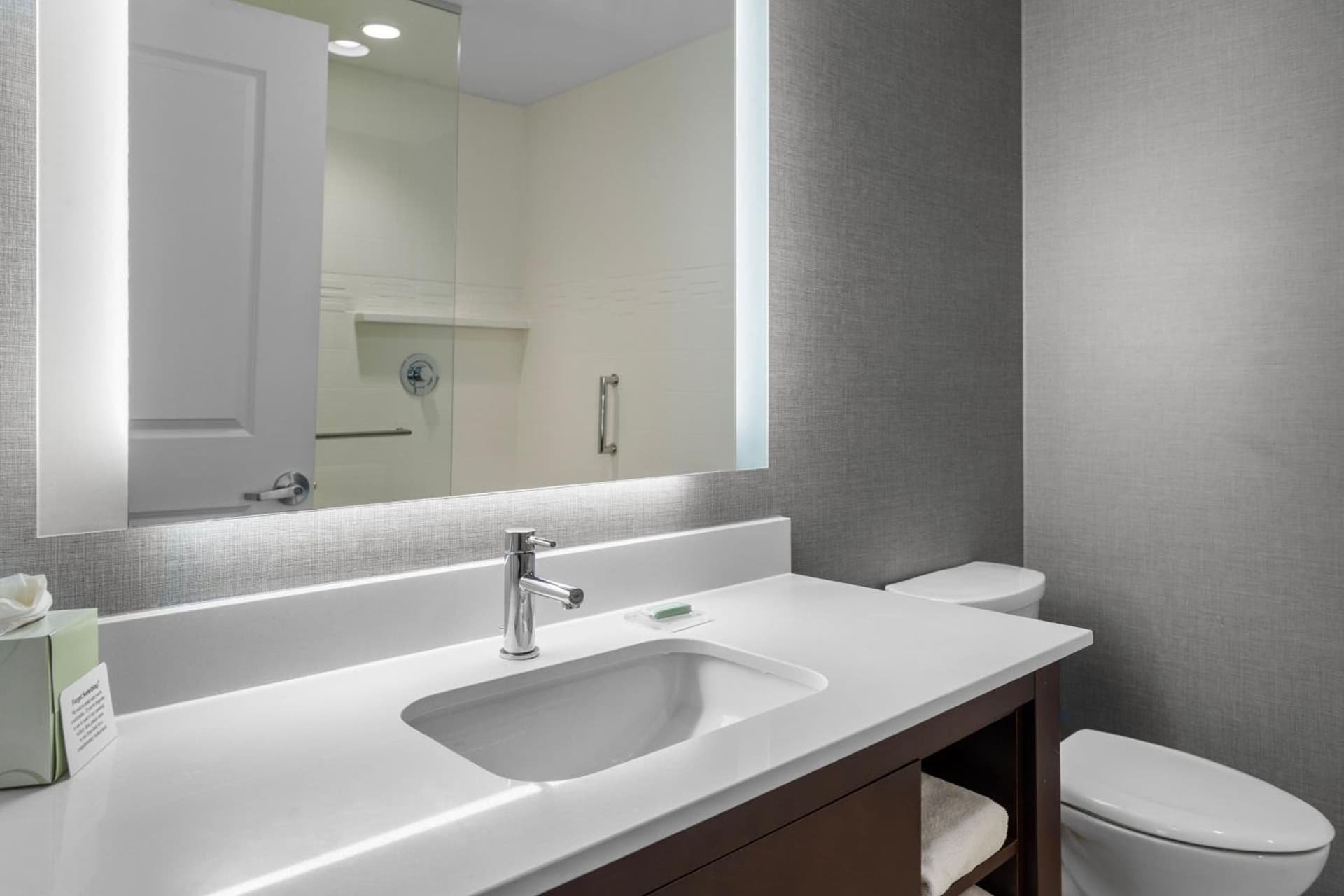Residence Inn by Marriott Cleveland Avon at The Emerald Event Center gallery photo in Avon, OH — image 28