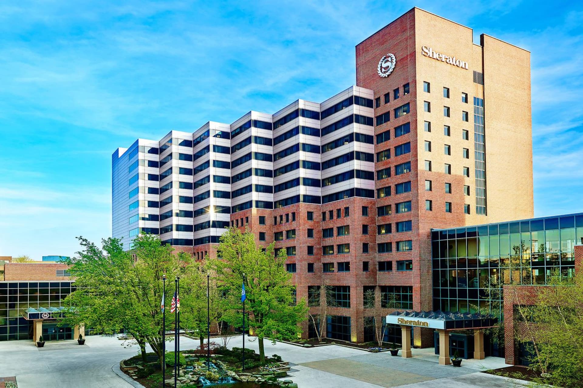 Sheraton Baltimore North interior in Towson, MD — gallery photo 2