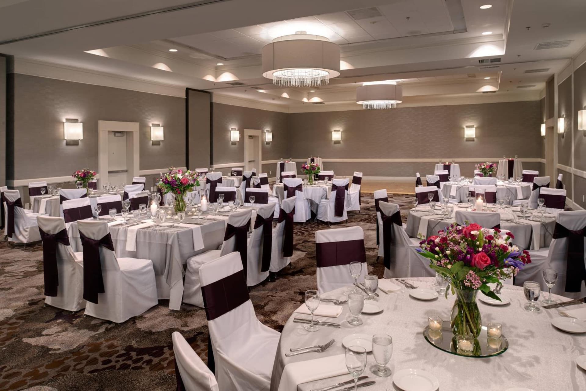Detroit Marriott Livonia gallery photo in Livonia, MI — image 10