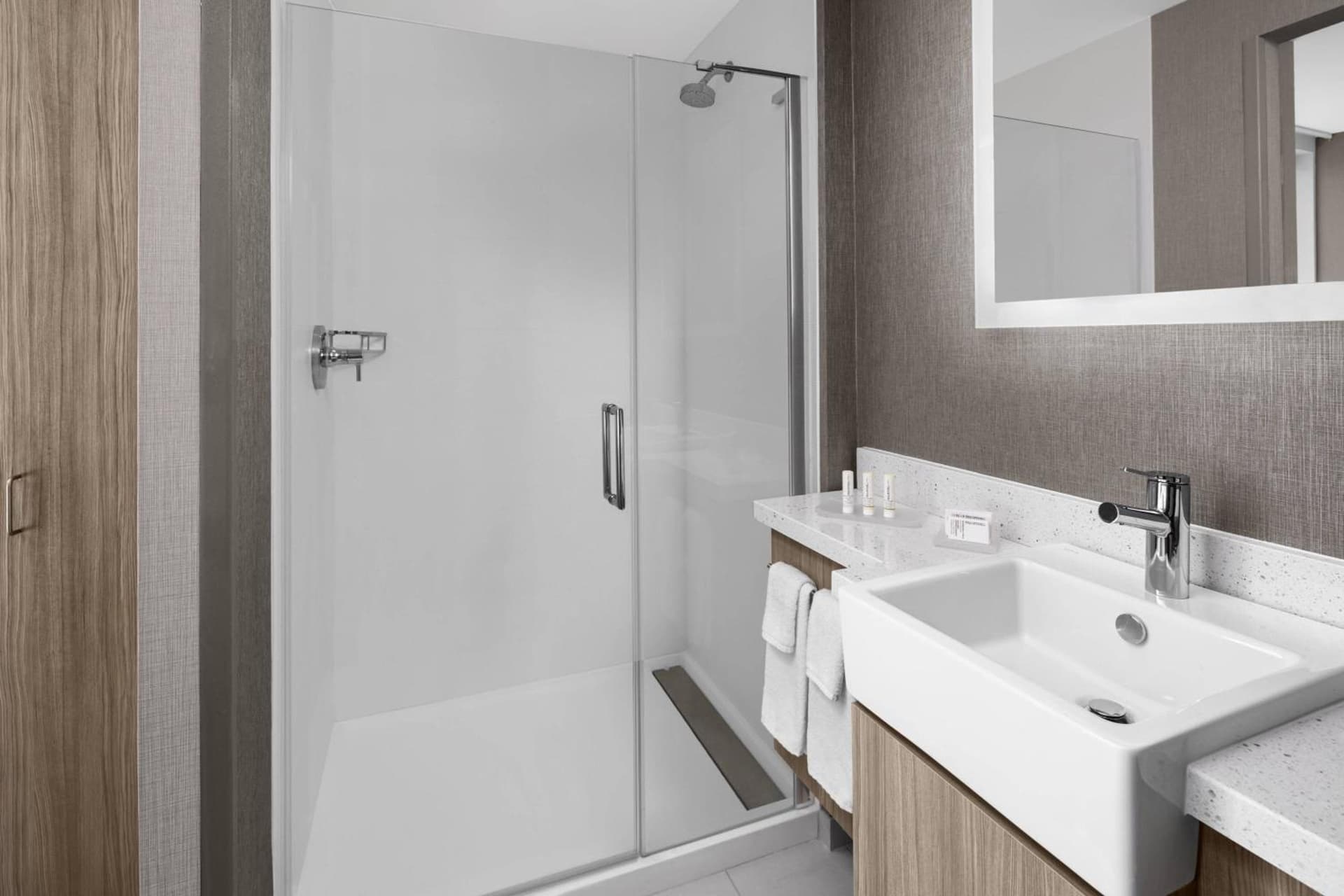 SpringHill Suites by Marriott East Rutherford Meadowlands Carlstadt gallery photo in Carlstadt, NJ — image 25