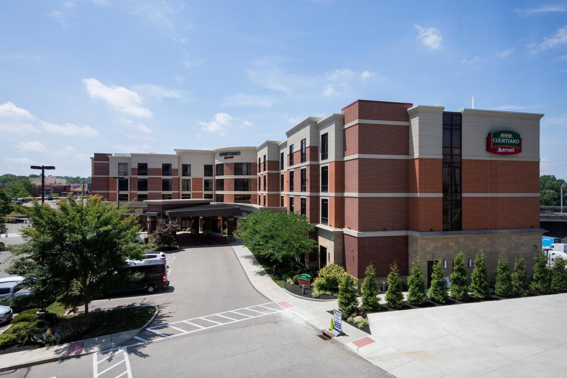 Courtyard by Marriott Cincinnati Midtown/Rookwood featured exterior or lobby in Cincinnati, OH — similar hotel
