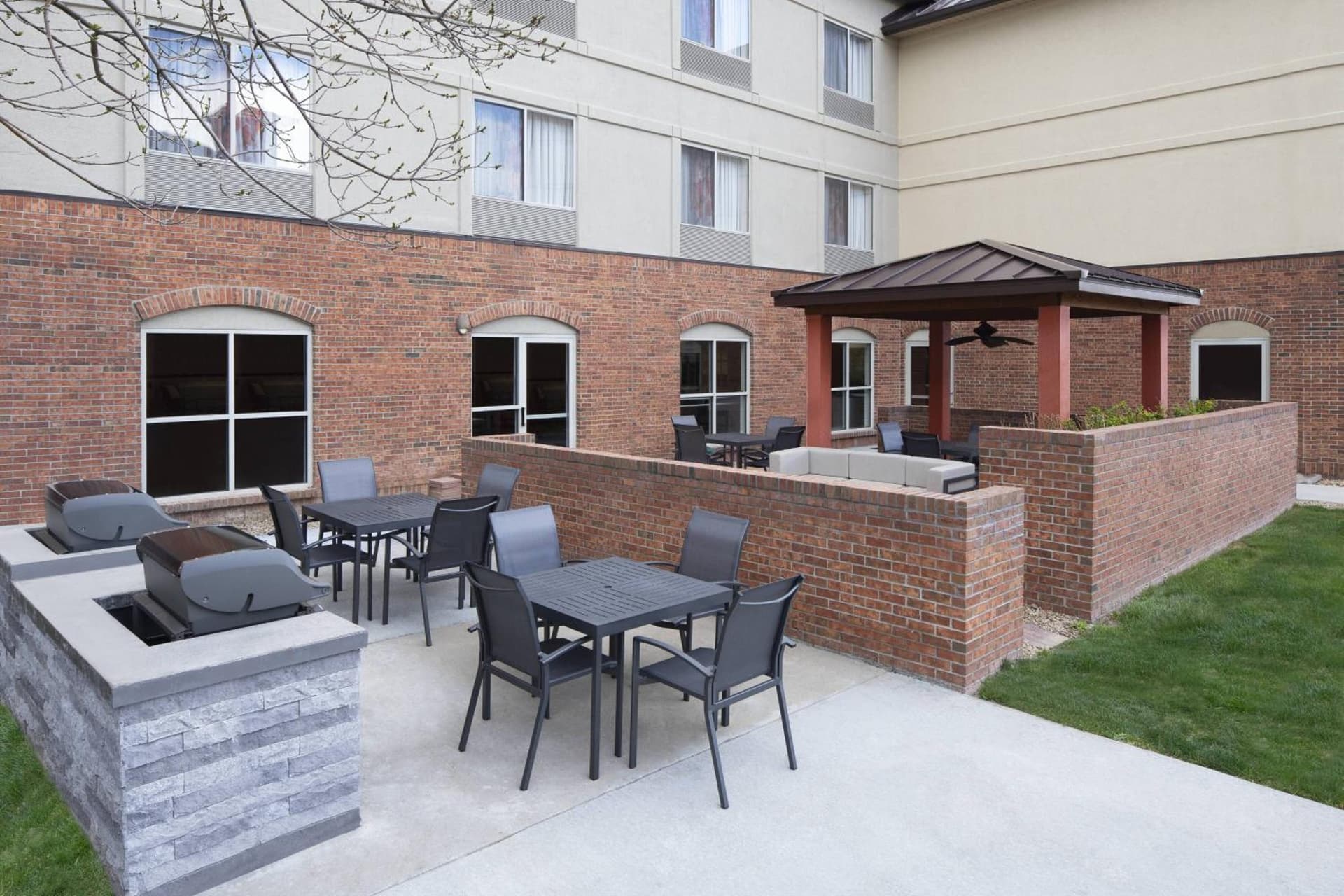 Fairfield by Marriott Inn & Suites Denver Airport property views in Denver, CO — gallery photo 3
