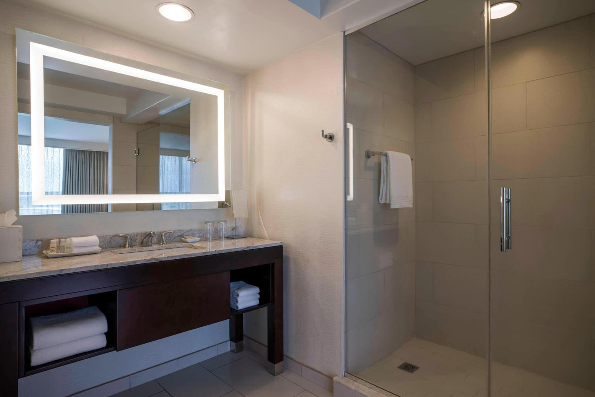 Renaissance Baton Rouge Hotel gallery photo in Baton Rouge, LA — image 16
