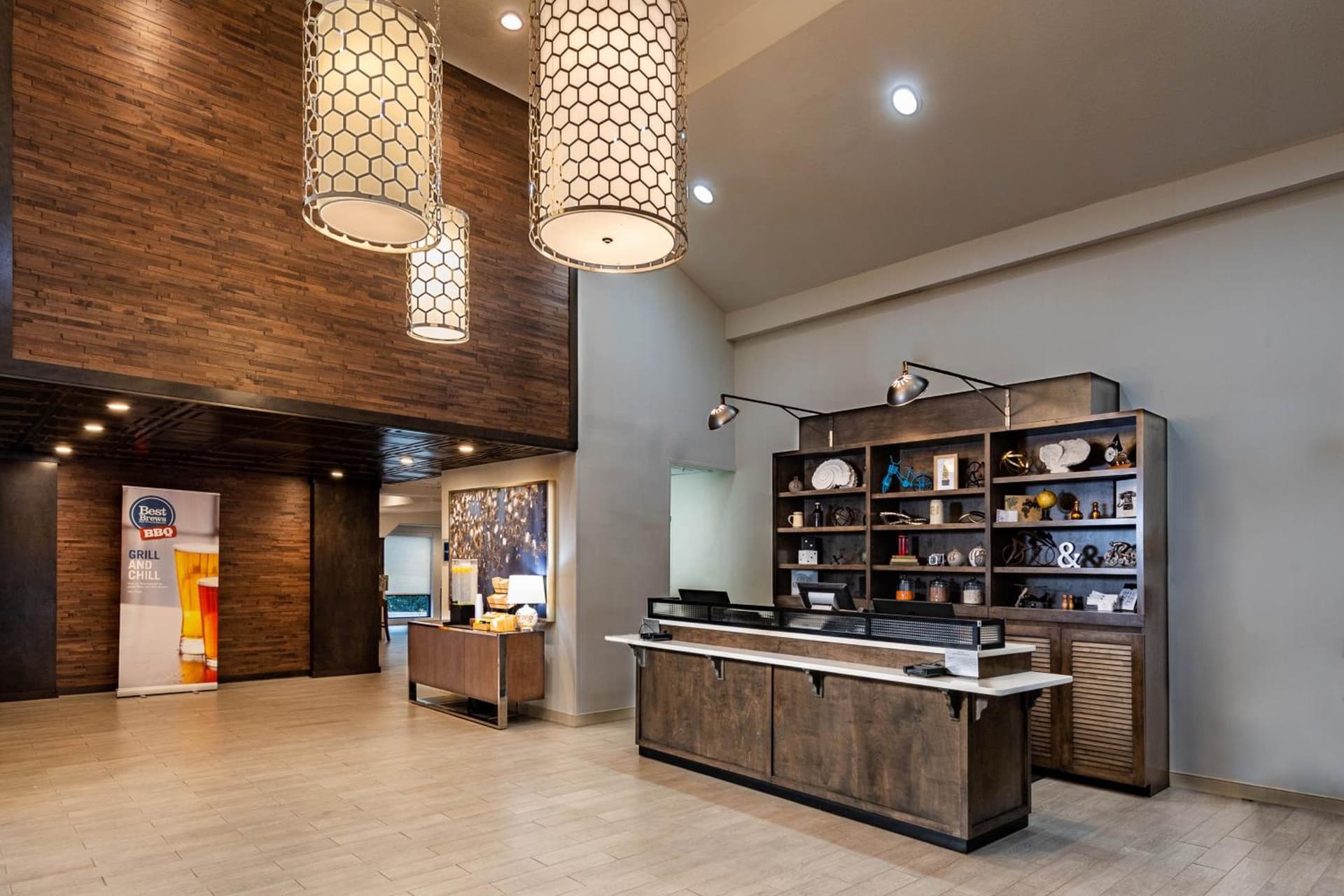 Four Points by Sheraton Charlotte - Lake Norman interior in Huntersville, NC — gallery photo 2