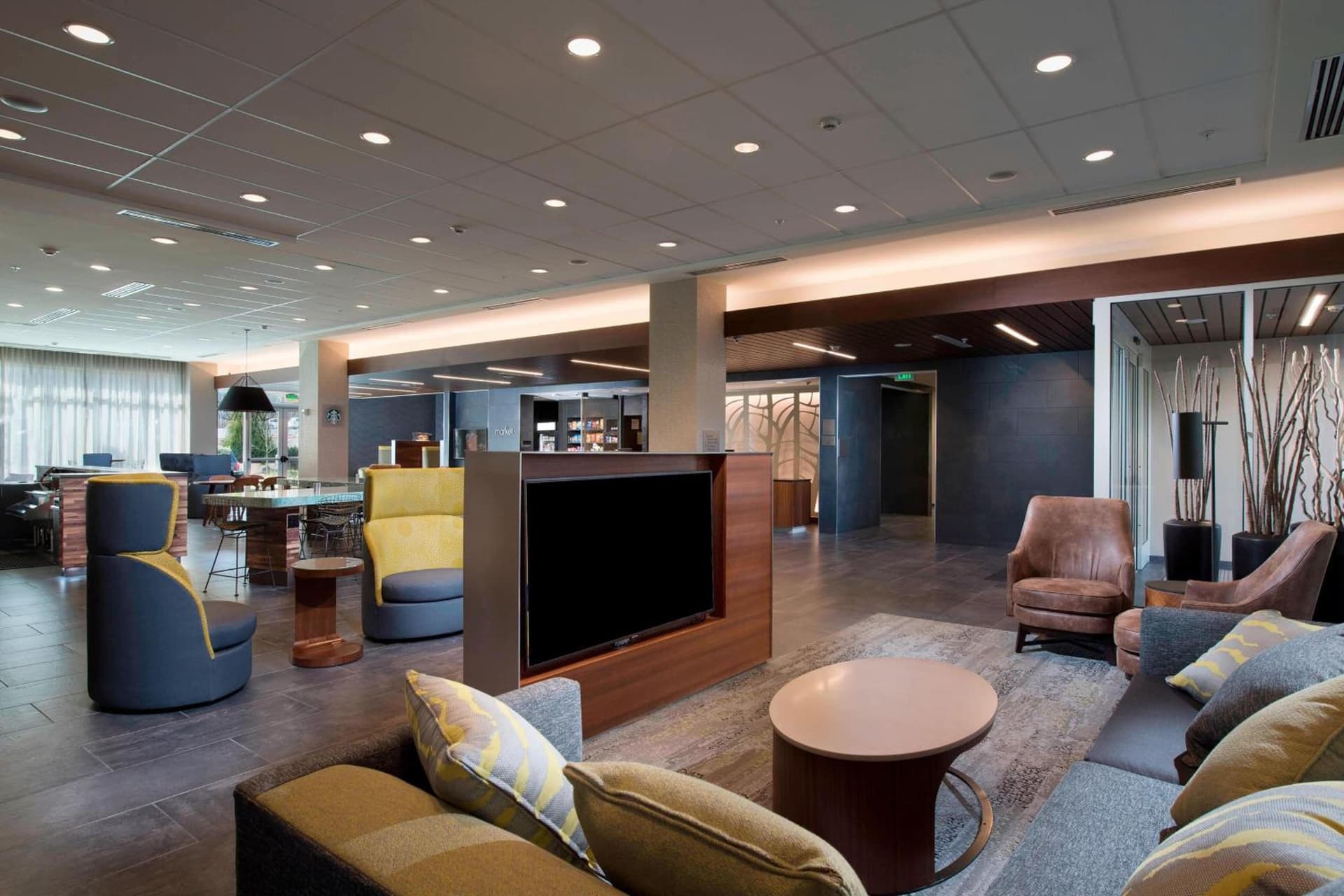 Courtyard by Marriott Atlanta Alpharetta/Avalon Area property views in Alpharetta, GA — gallery photo 3