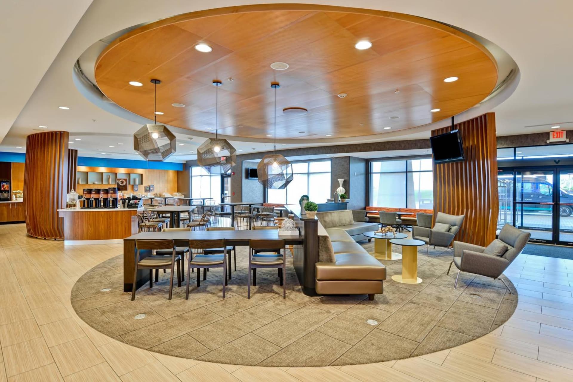 SpringHill Suites Cincinnati Airport South interior in Florence, KY — gallery photo 2