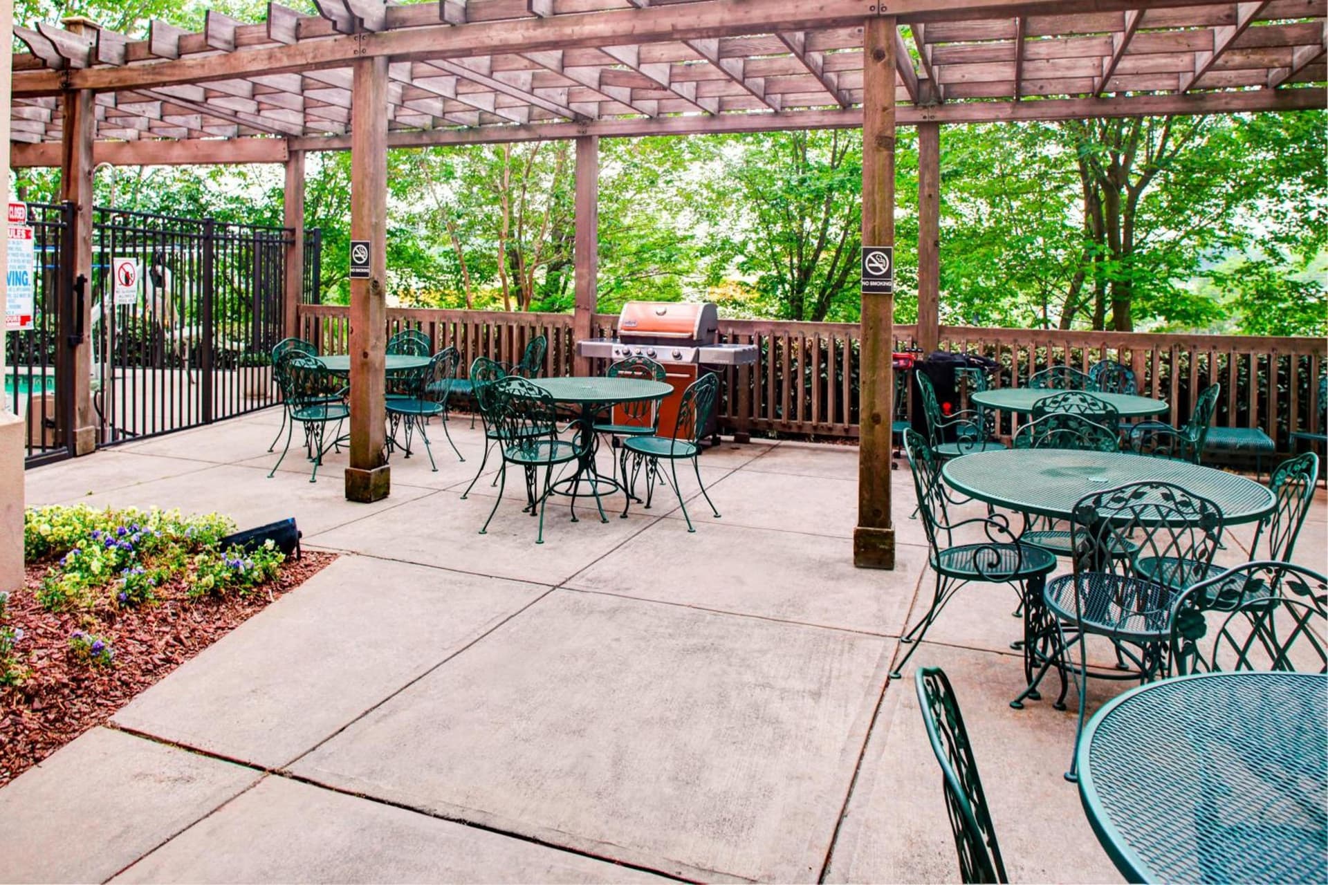 TownePlace Suites Atlanta Buckhead property views in Atlanta, GA — gallery photo 3