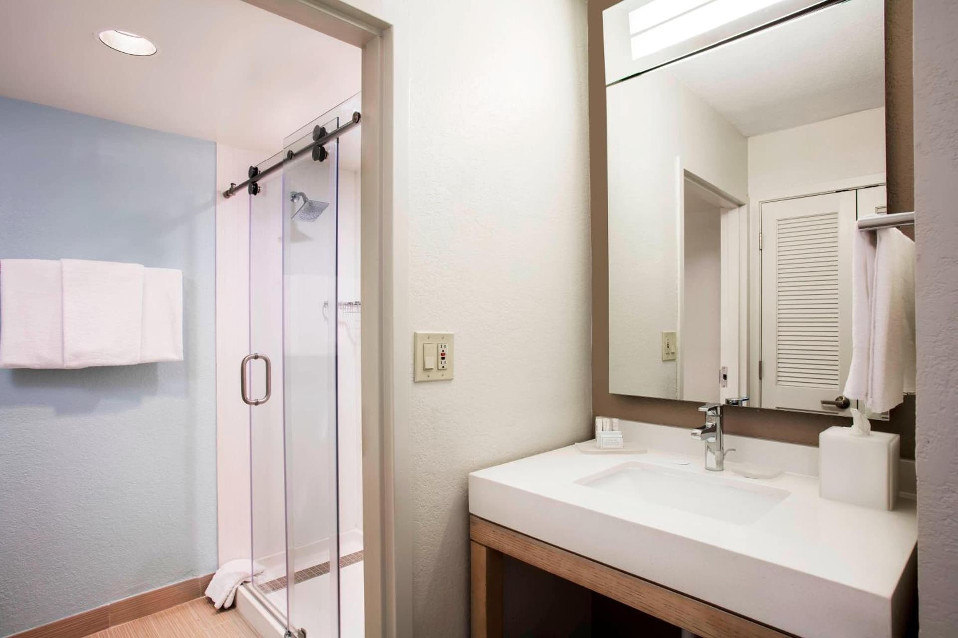 Courtyard by Marriott Fort Lauderdale Coral Springs property views in Coral Springs, FL — gallery photo 3