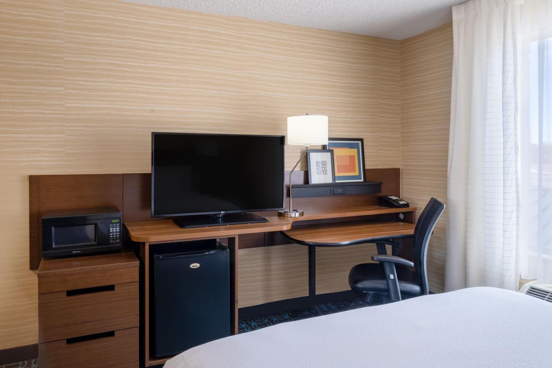 Fairfield Inn & Suites by Marriott Denver Aurora/Medical Center gallery photo in Aurora, CO — image 13
