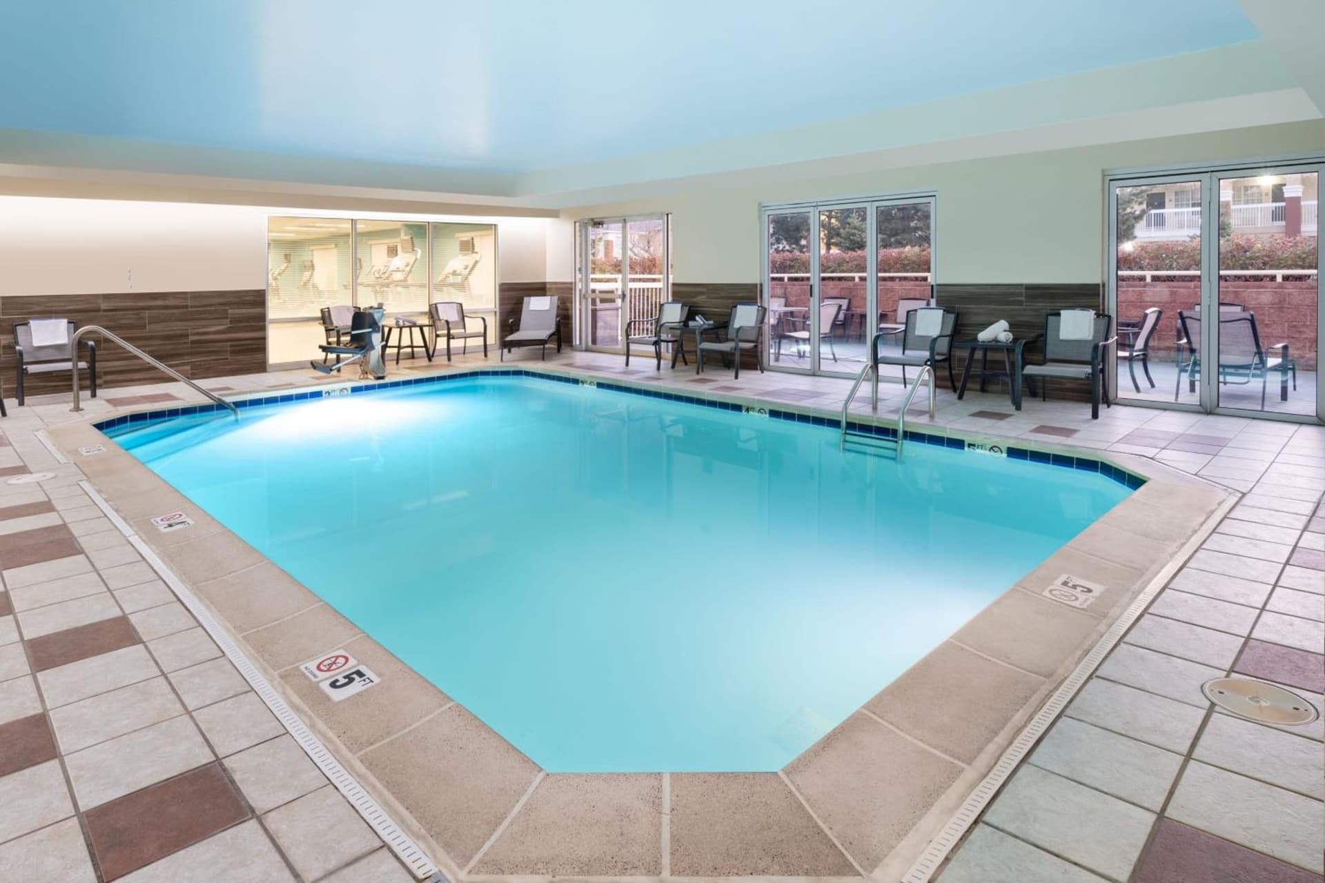 Fairfield Inn & Suites by Marriott Denver Aurora/Medical Center property views in Aurora, CO — gallery photo 3