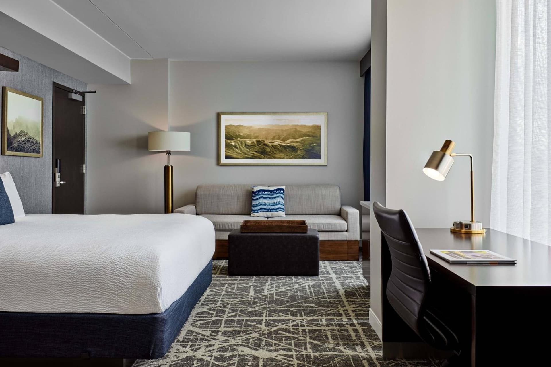 SpringHill Suites by Marriott Denver Downtown interior in Denver, CO — gallery photo 2