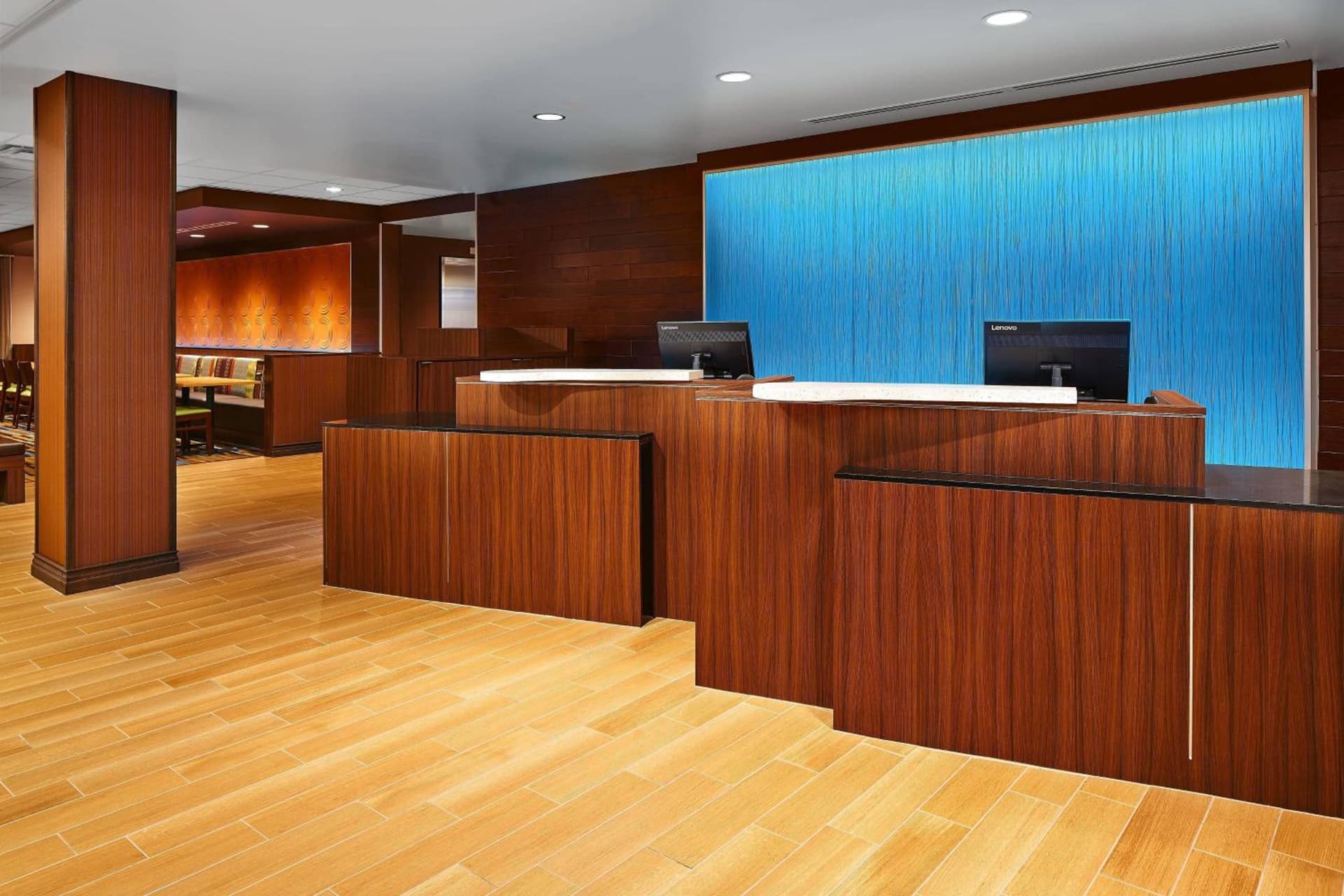 Fairfield Inn & Suites by Marriott Fresno Yosemite International Airport property views in Fresno, CA — gallery photo 3