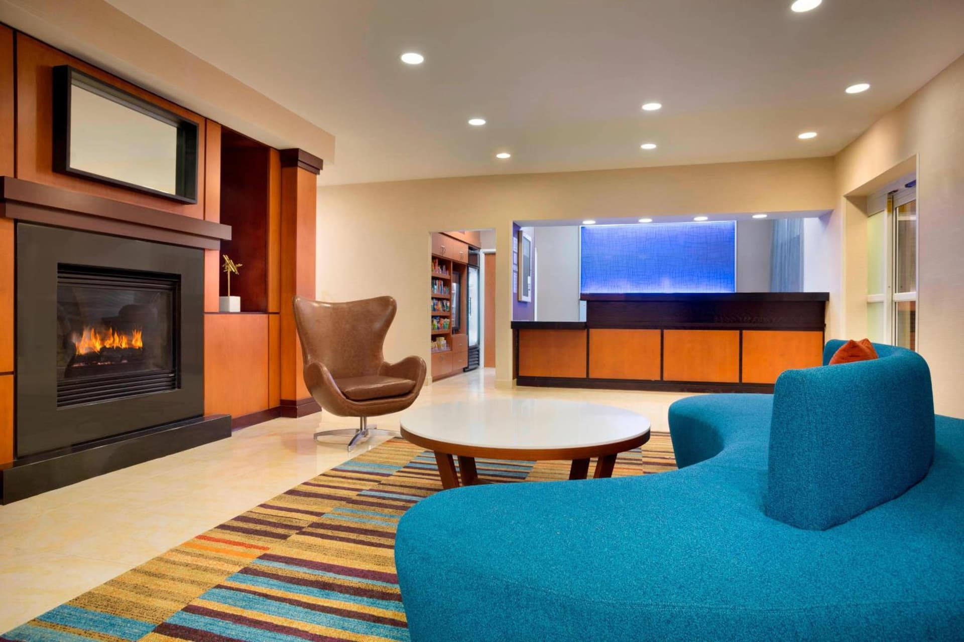 Fairfield Inn & Suites by Marriott Dallas Plano interior in Plano, TX — gallery photo 2