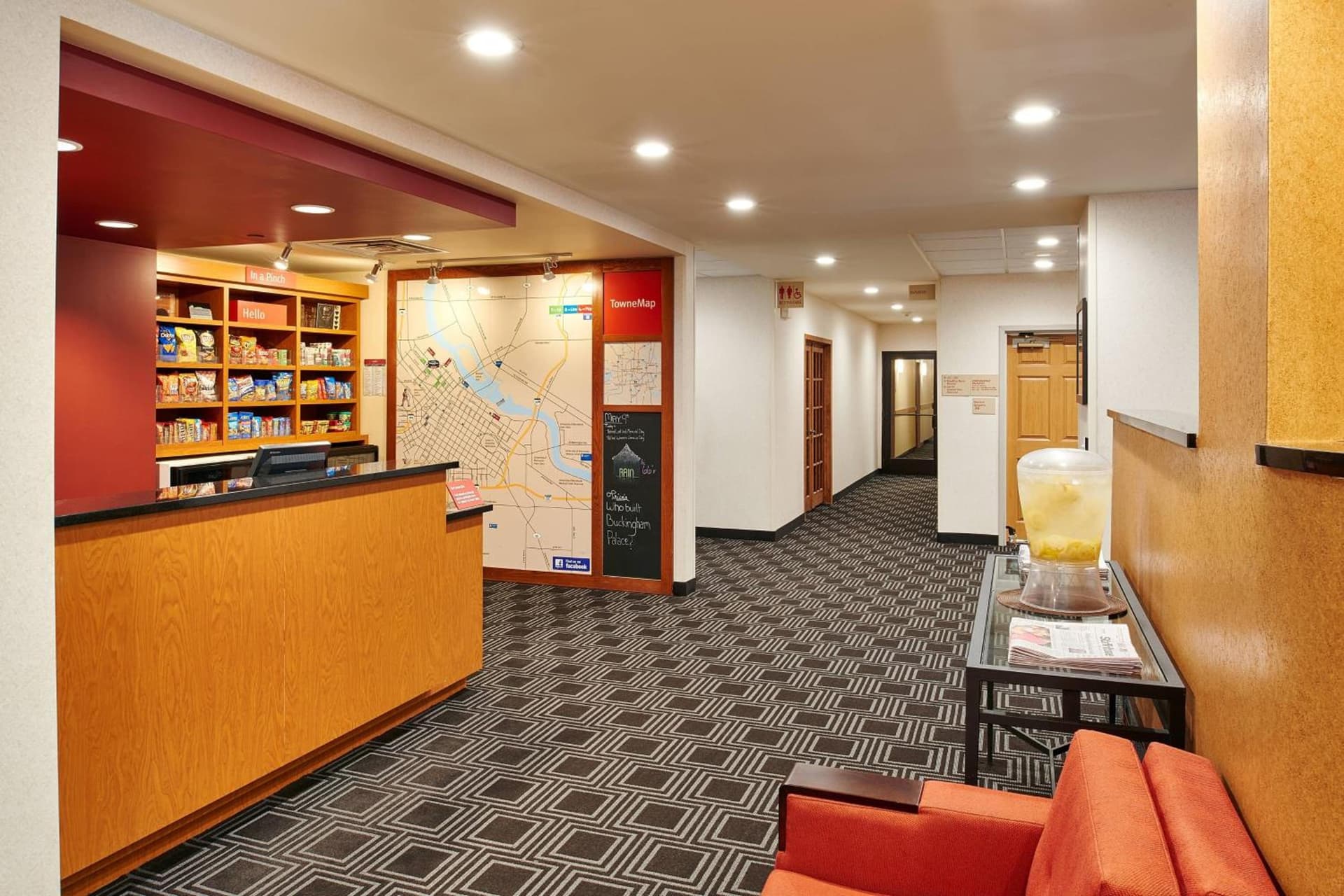 TownePlace Suites by Marriott Minneapolis Downtown/North Loop property views in Minneapolis, MN — gallery photo 3