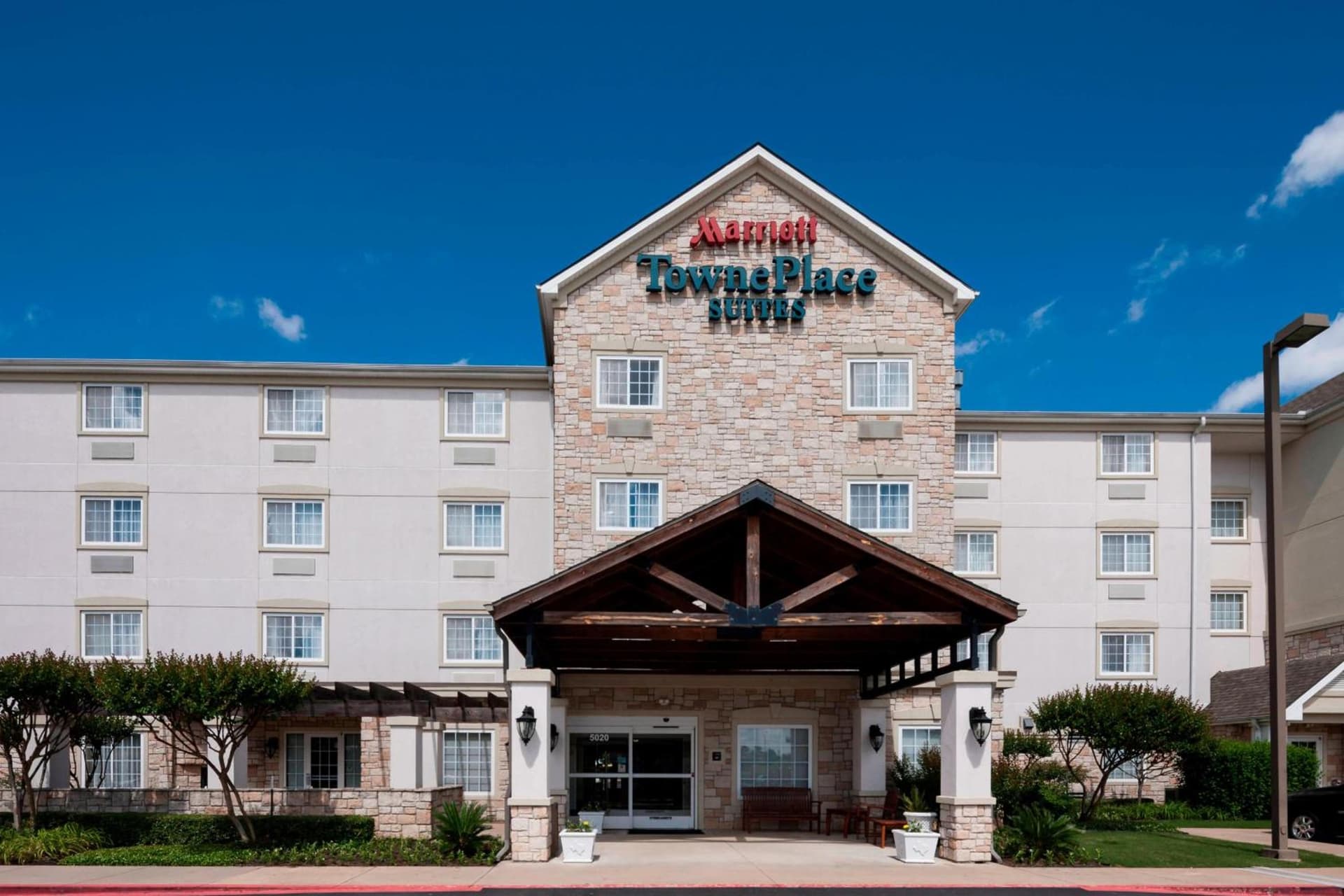 TownePlace Suites by Marriott Texarkana interior in Texarkana - Texas, TX — gallery photo 2