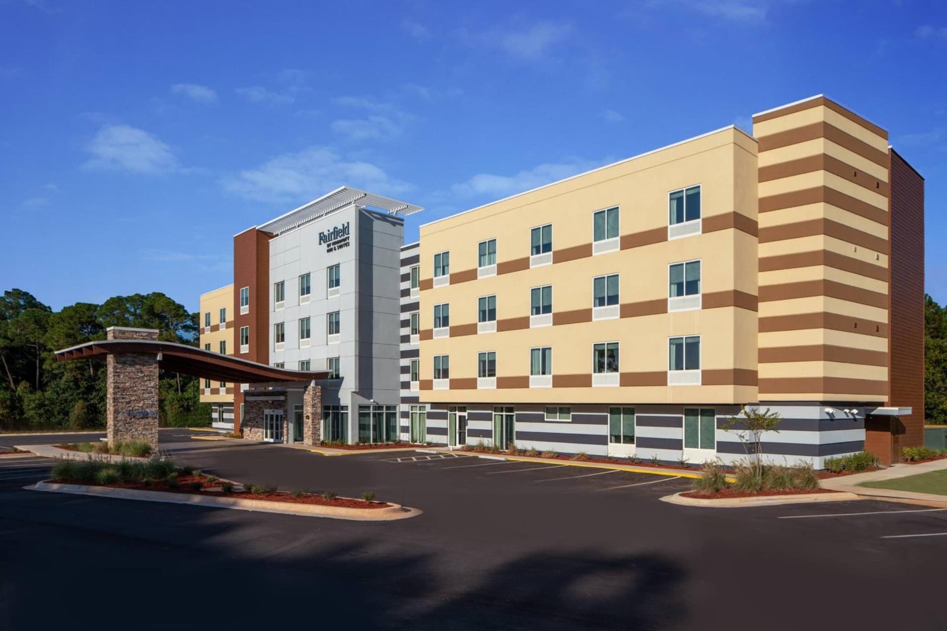 Fairfield by Marriott Inn & Suites Pensacola Pine Forest — hotel in Pensacola, Florida