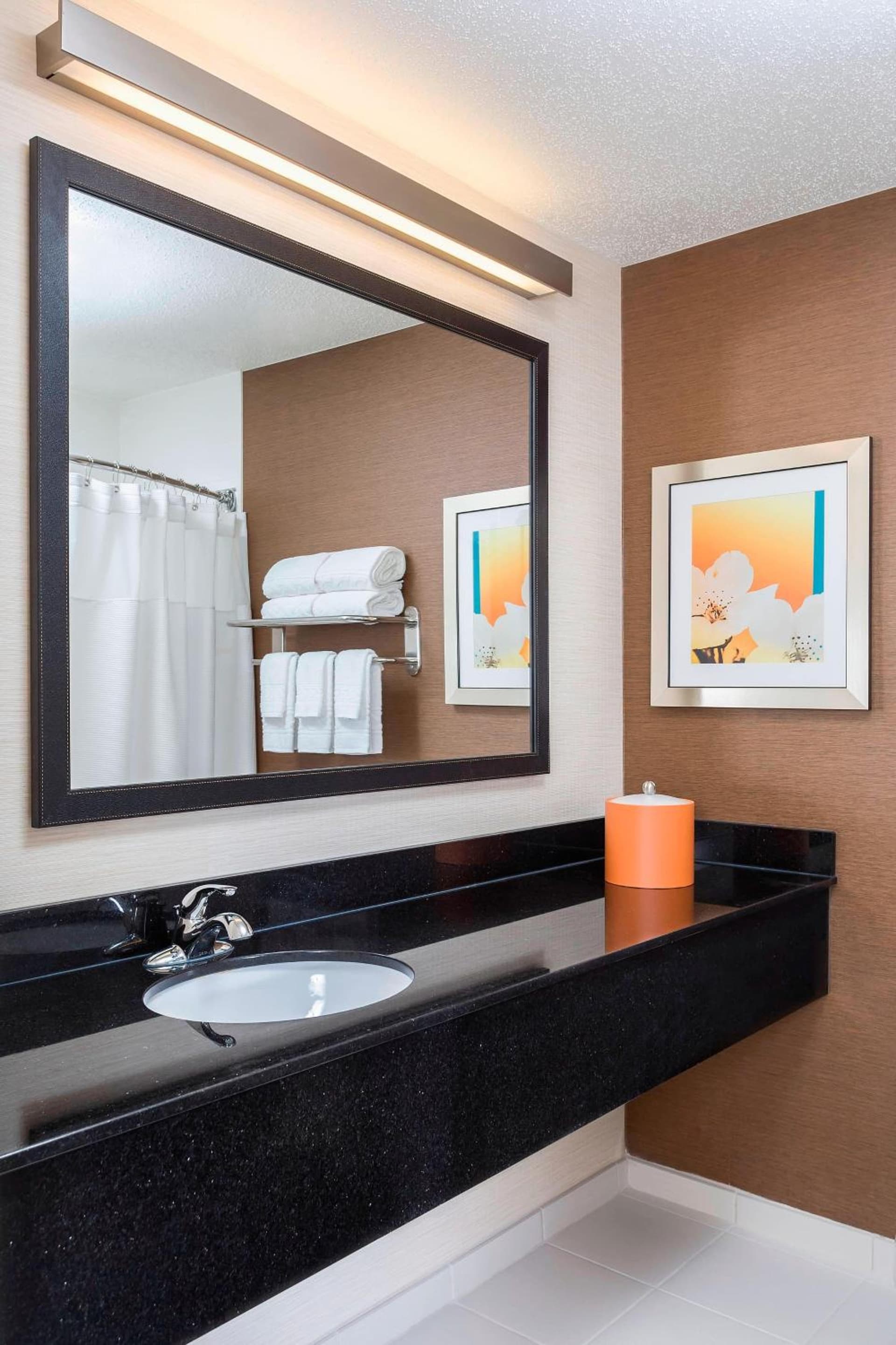 Fairfield Inn & Suites Holland gallery photo in Holland, MI — image 9
