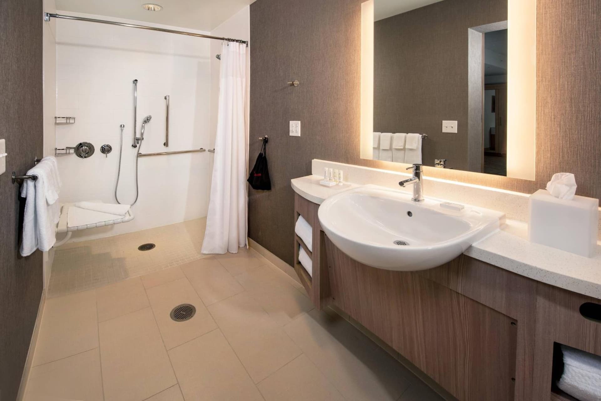 SpringHill Suites By Marriott Frederick gallery photo in Frederick, MD — image 17