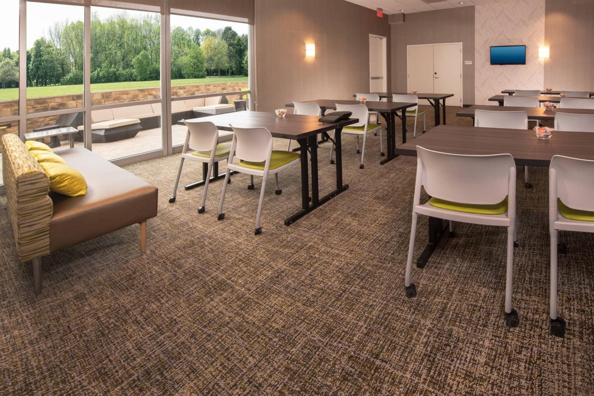 SpringHill Suites By Marriott Frederick gallery photo in Frederick, MD — image 9