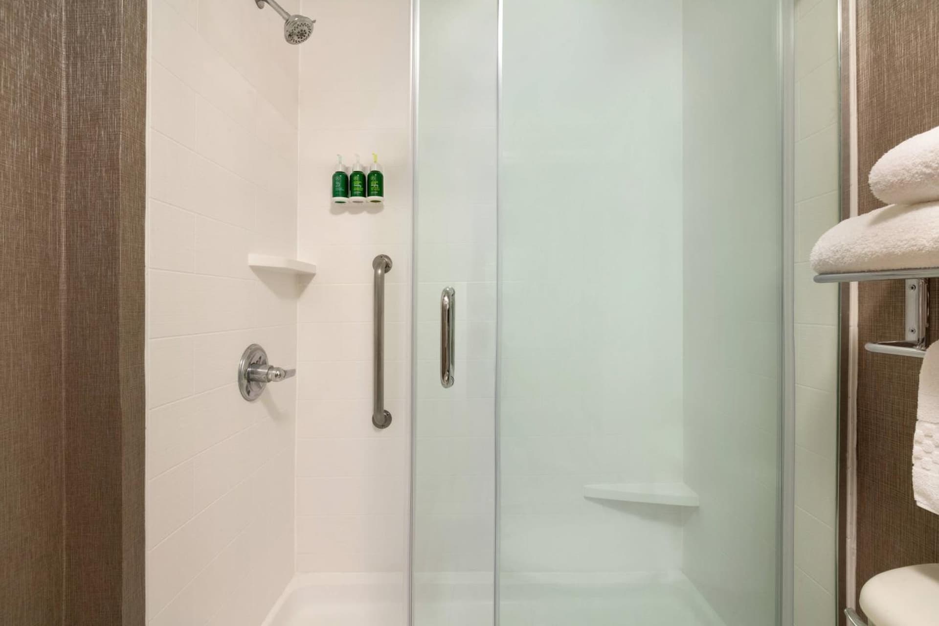 SpringHill Suites by Marriott Phoenix Chandler Fashion Center interior in Chandler, AZ — gallery photo 2