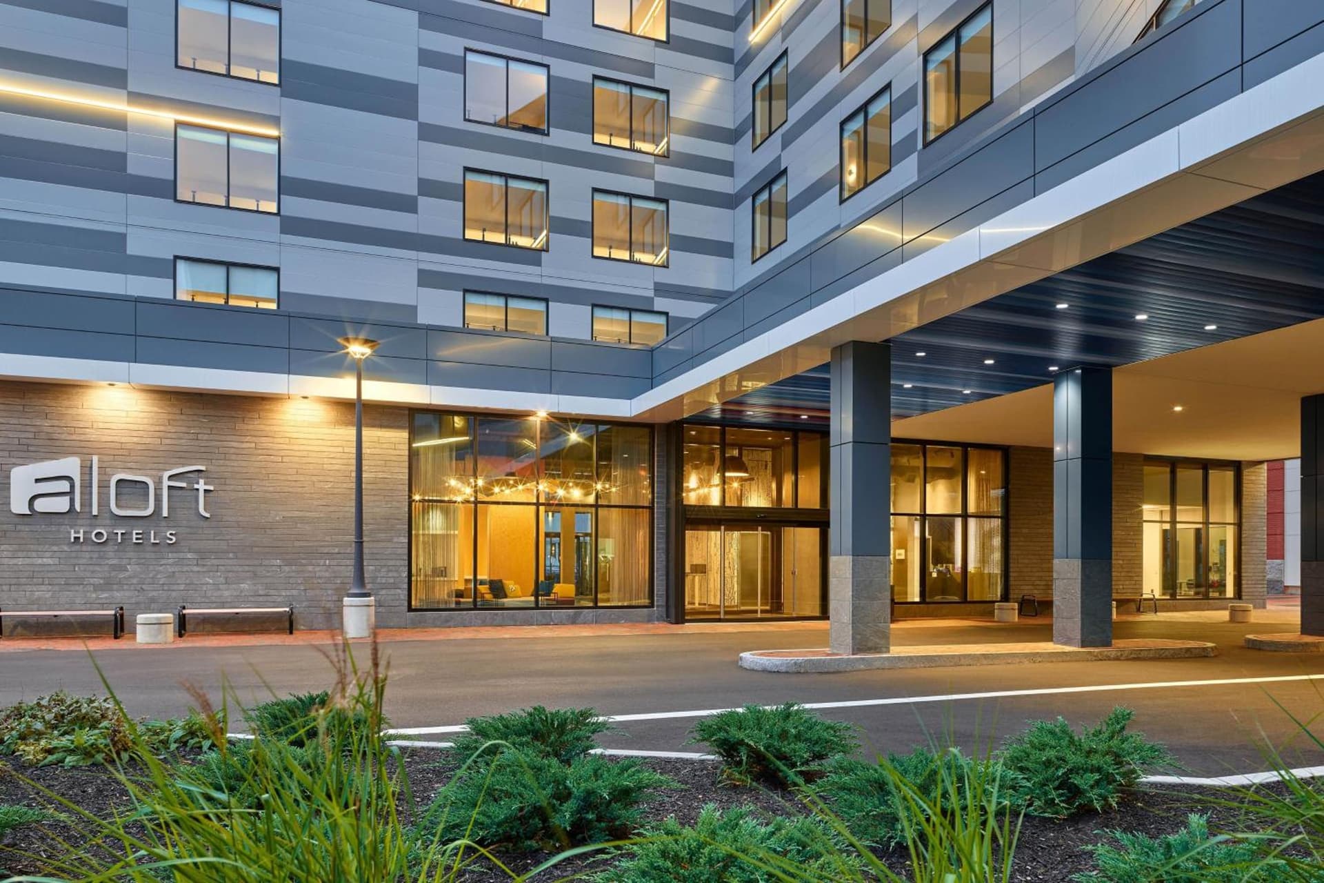 Aloft by Marriott Portland Downtown Waterfront ME interior in Portland, ME — gallery photo 2