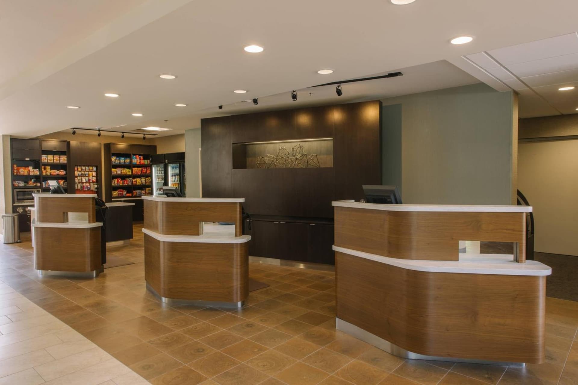 Courtyard by Marriott Nashua interior in Nashua, NH — gallery photo 2