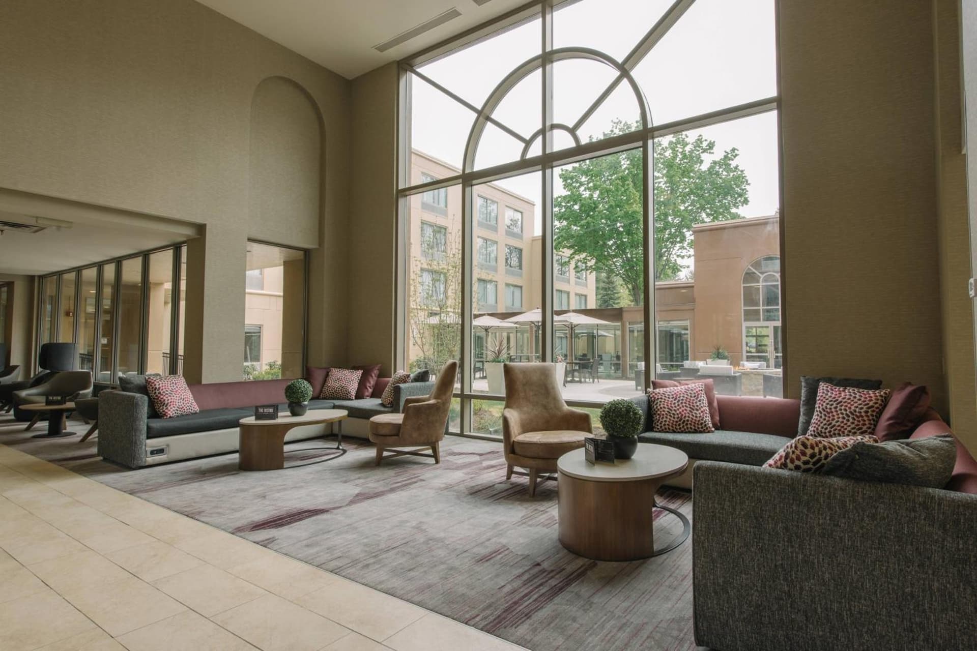 Courtyard by Marriott Nashua interior in Nashua, NH — gallery photo 2