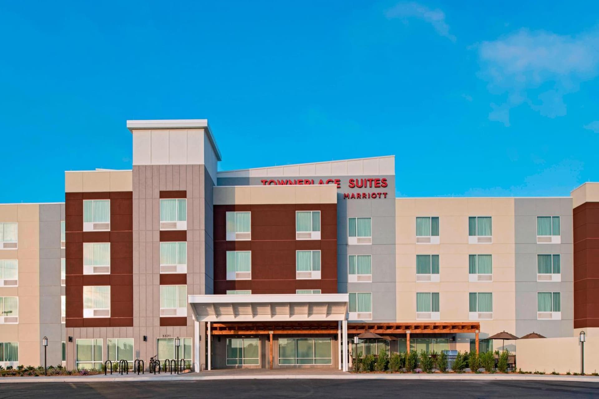 TownePlace Suites by Marriott Lakeland exterior or lobby in Lakeland, FL — main listing photo
