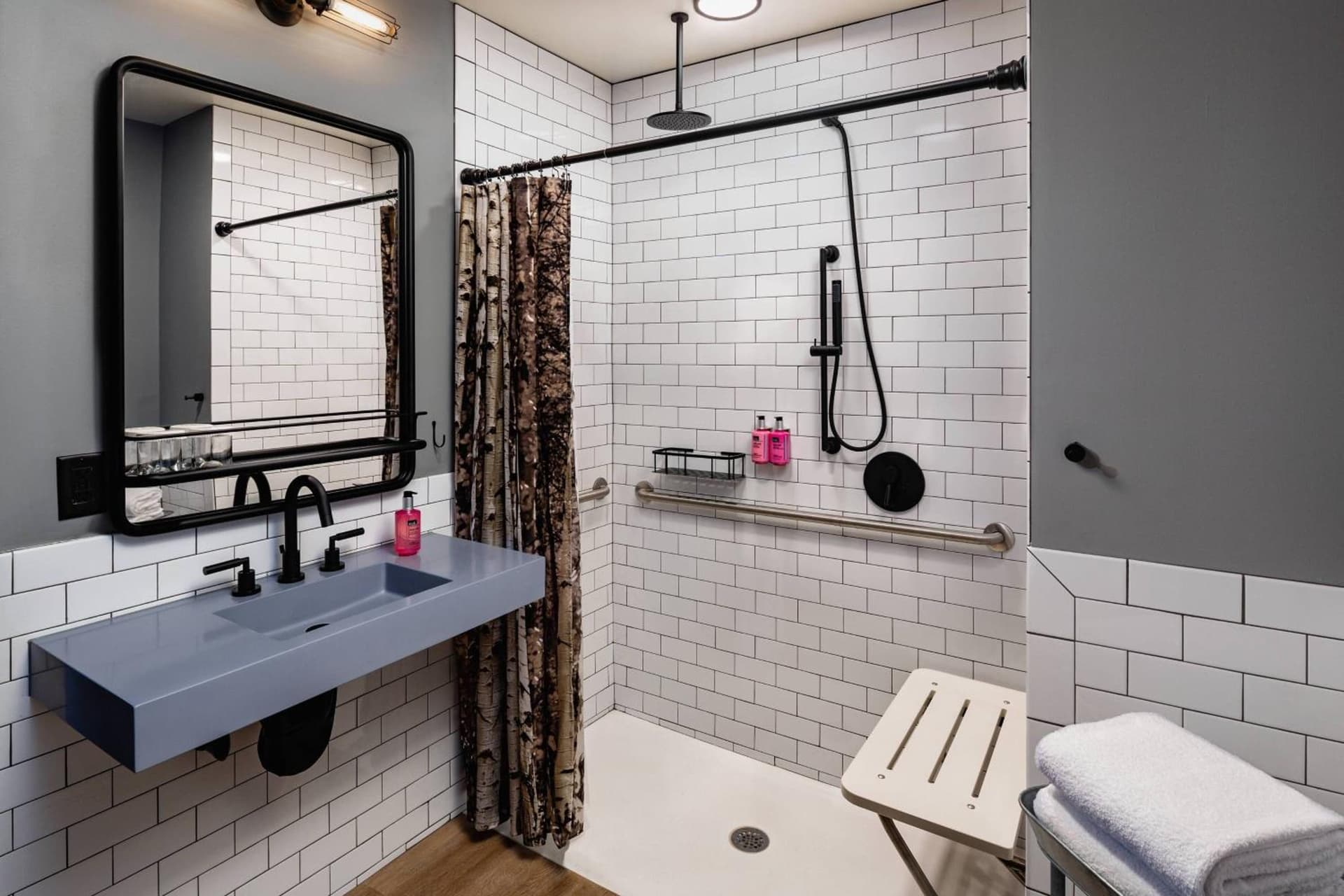 Moxy Minneapolis Downtown property views in Minneapolis, MN — gallery photo 3