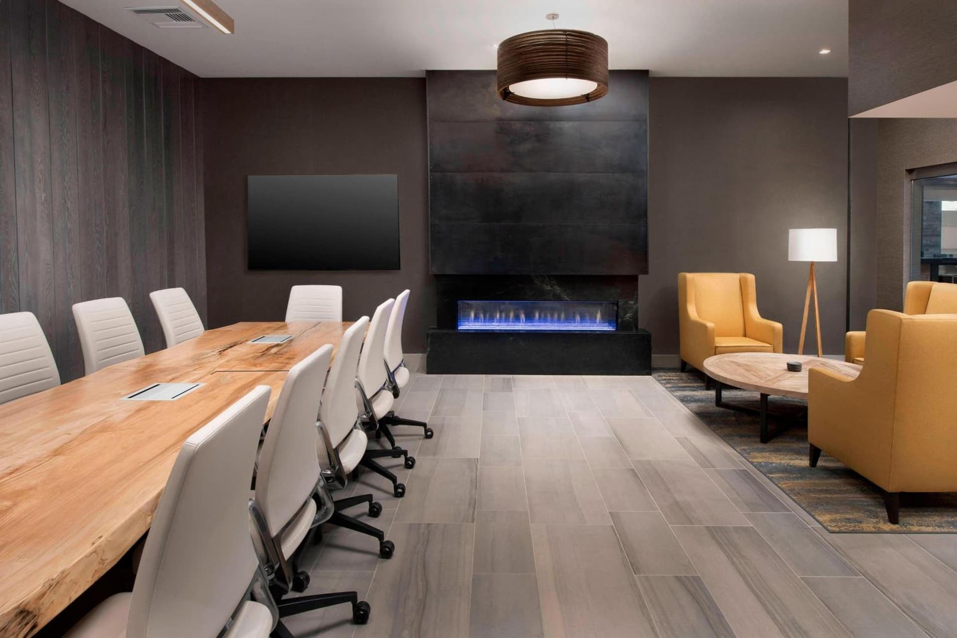 Delta Hotels by Marriott Seattle Everett gallery photo in Everett, WA — image 35
