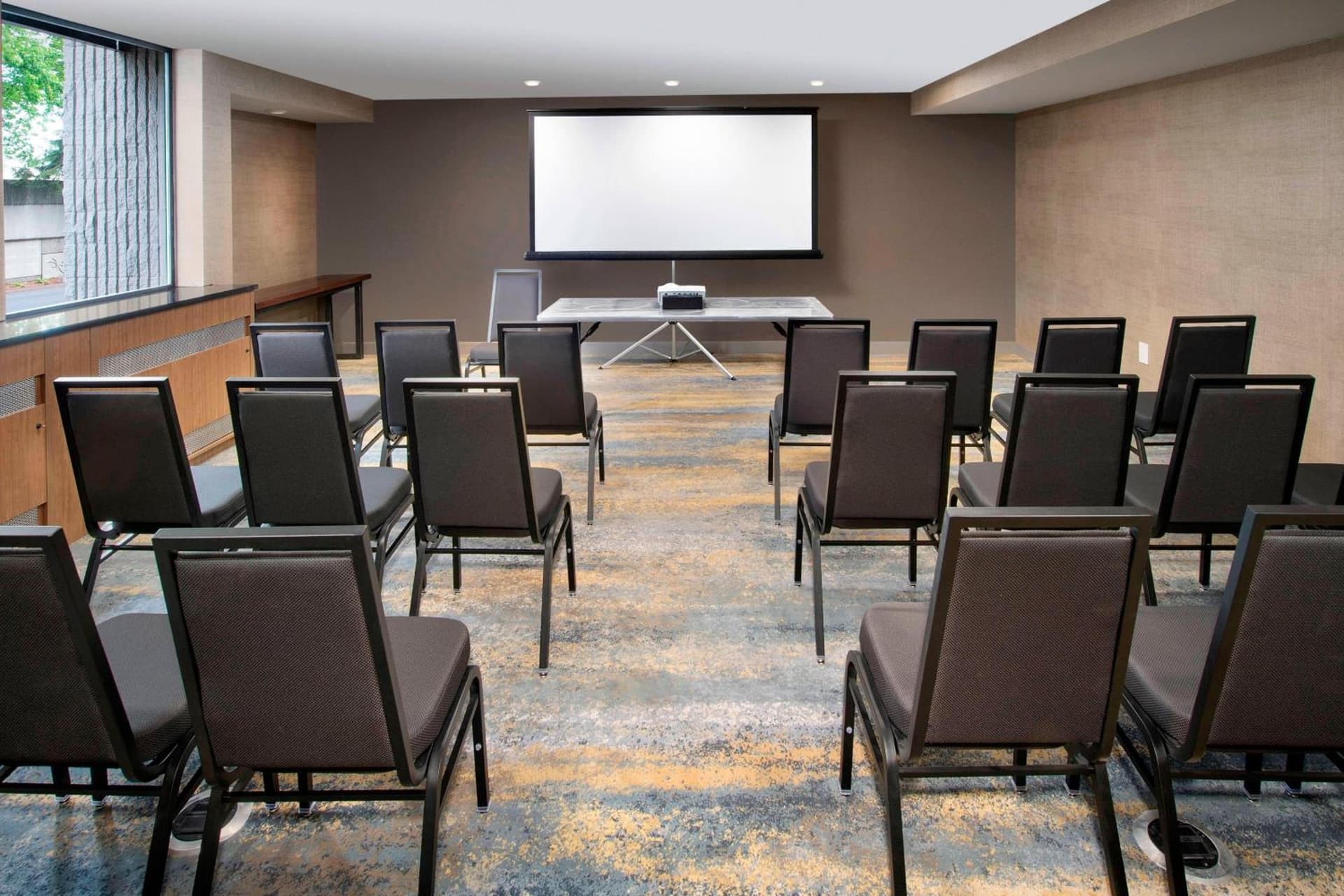 Delta Hotels by Marriott Seattle Everett gallery photo in Everett, WA — image 16