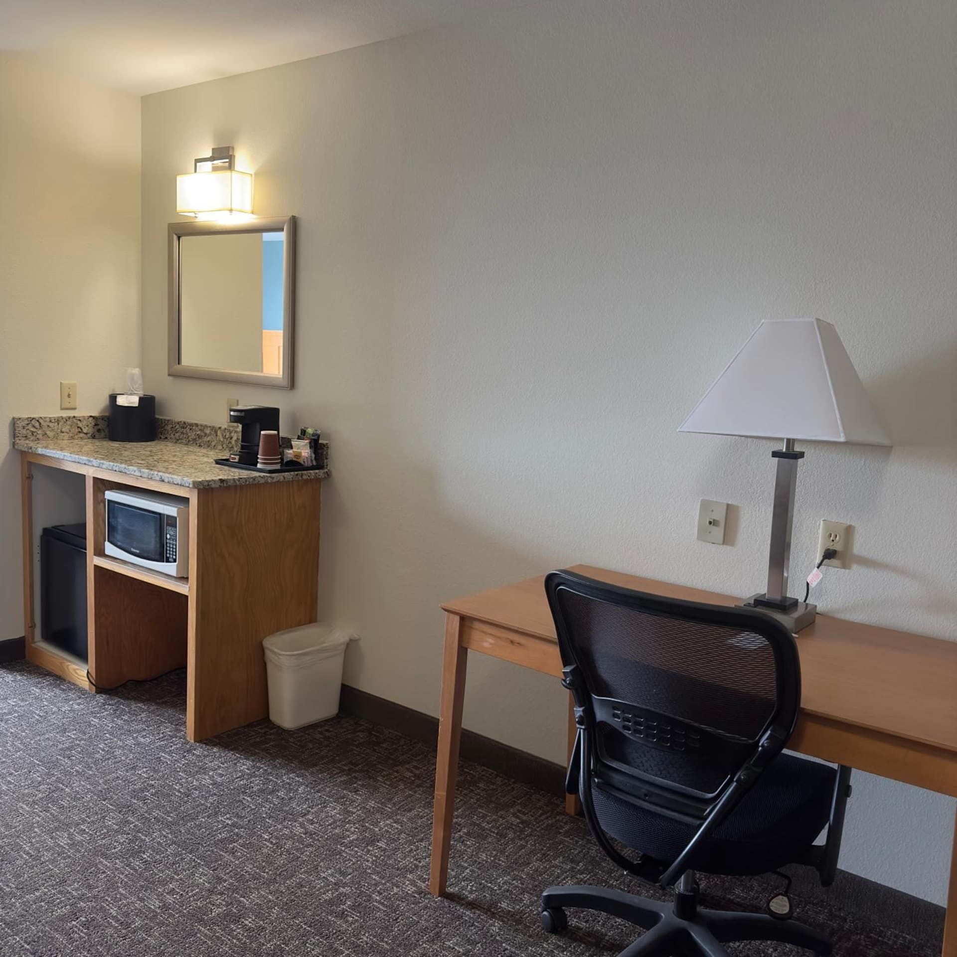 Sleep Inn & Suites near Spirit Mountain interior in Duluth, MN — gallery photo 2