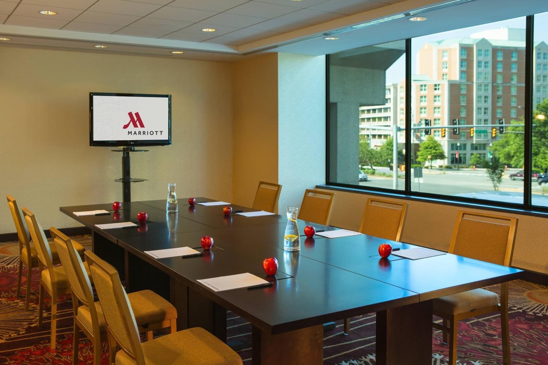AC Hotel by Marriott Arlington National Landing gallery photo in Arlington, VA — image 43