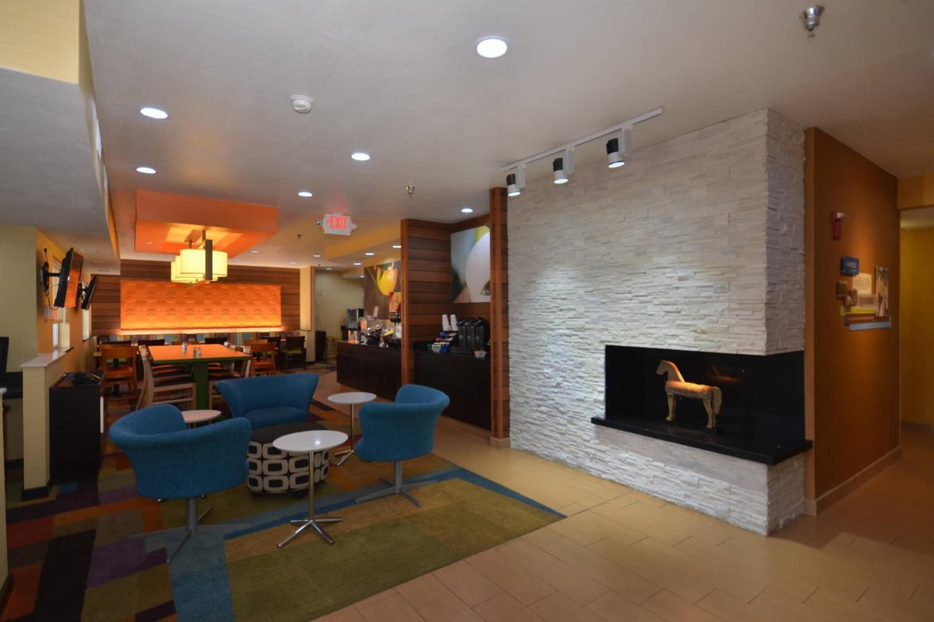Spark by Hilton Springfield Southwest gallery photo in Springfield, IL — image 44