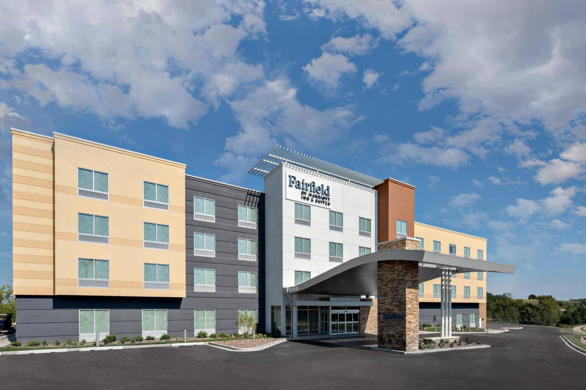 Fairfield Inn & Suites by Marriott Lake Geneva featured exterior or lobby in Lake Geneva, WI — similar hotel