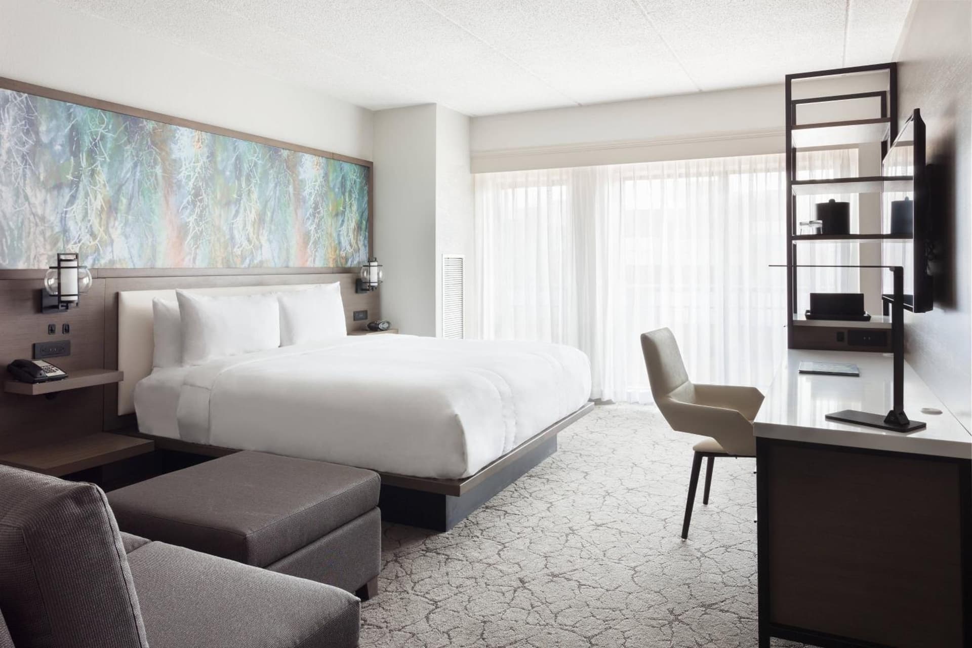 Marriott Savannah Riverfront gallery photo in Savannah, GA — image 38