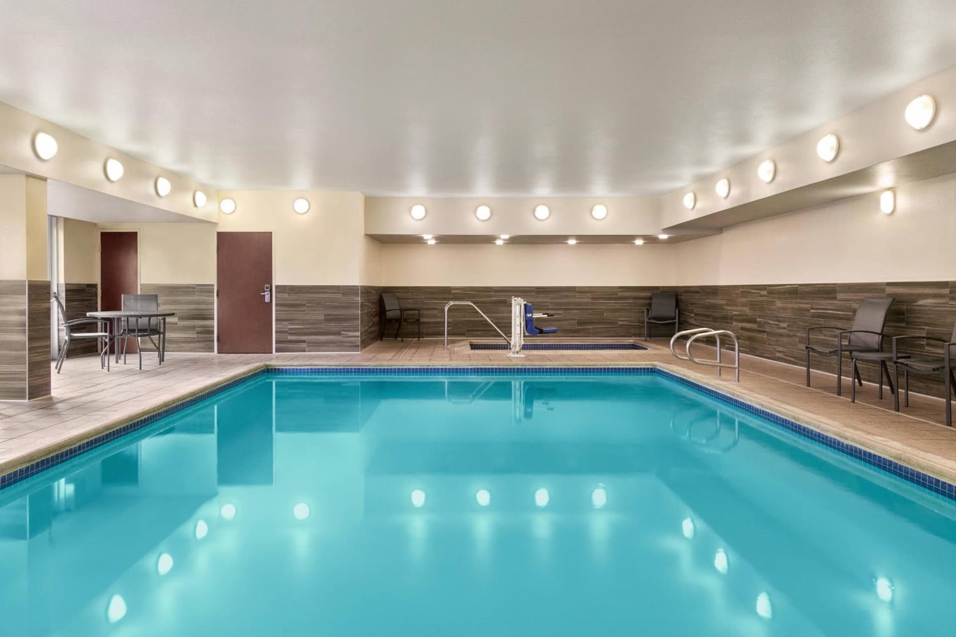 Fairfield Inn by Marriott Visalia Sequoia property views in Visalia, CA — gallery photo 3