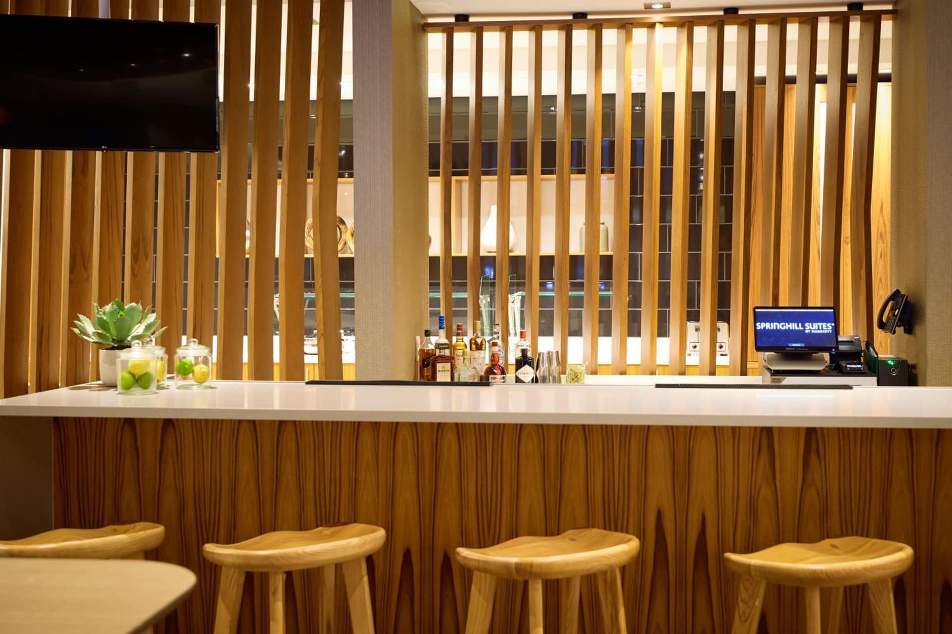 SpringHill Suites by Marriott Medford Airport gallery photo in Medford, OR — image 17