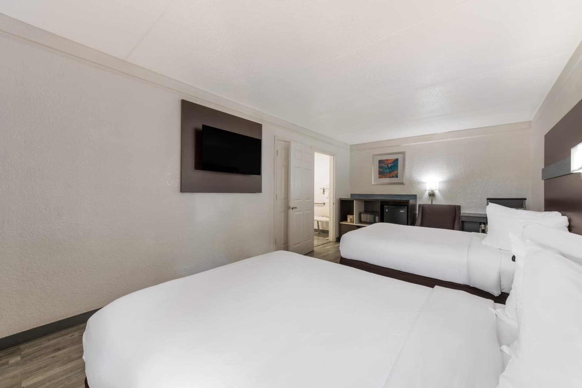 Quality Inn & Suites Airport gallery photo in Charlotte, NC — image 10