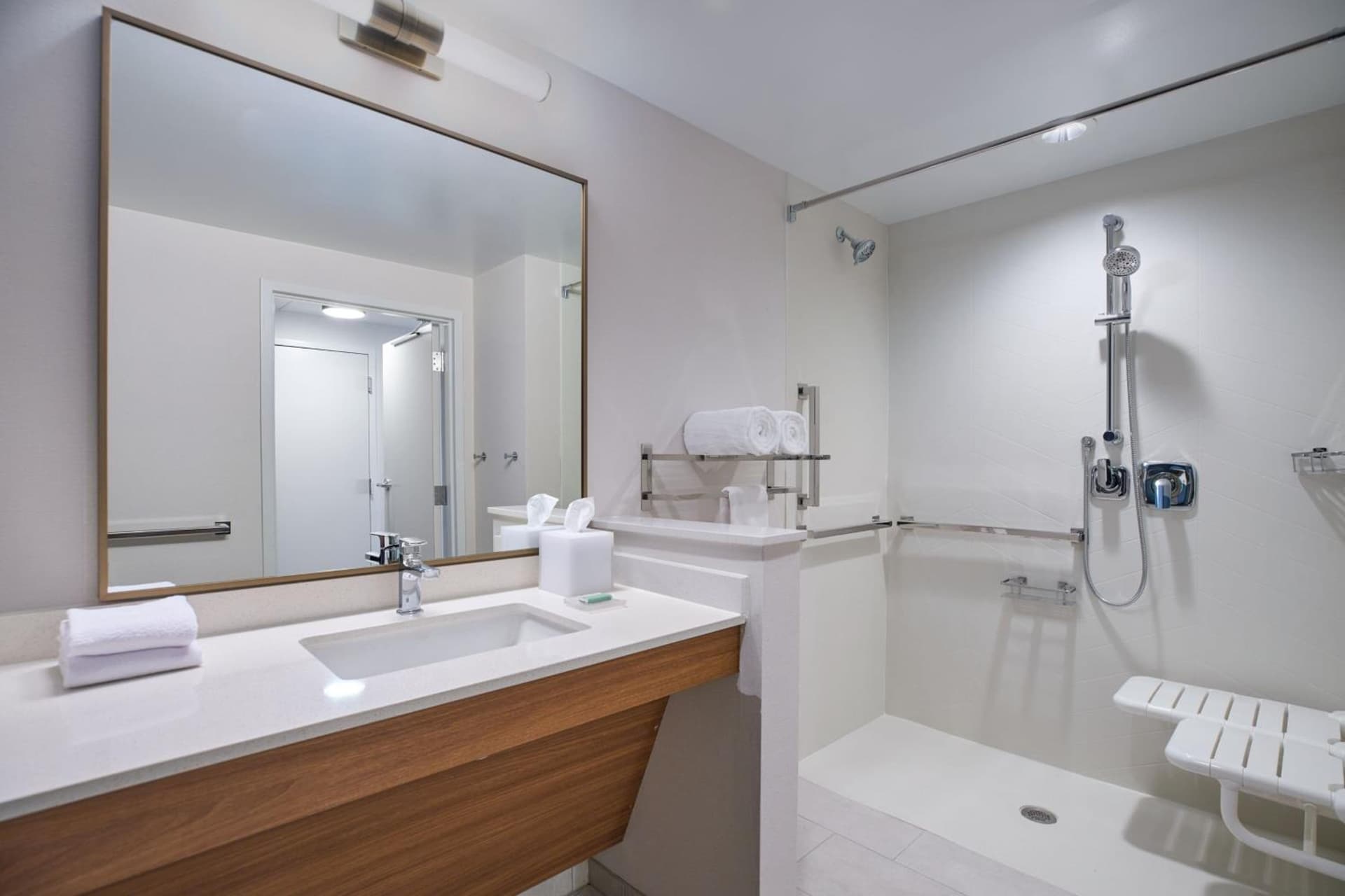 Fairfield by Marriott Inn & Suites Hagerstown gallery photo in Hagerstown, MD — image 19