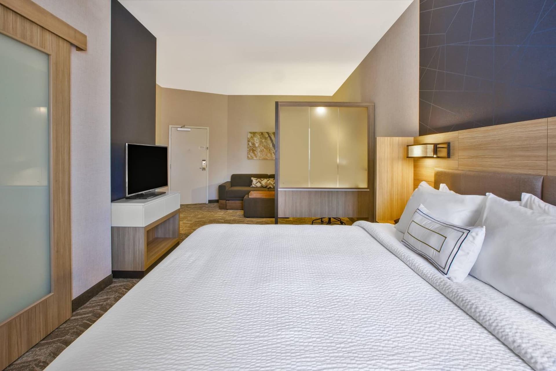 SpringHill Suites by Marriott Pittsburgh Butler/Centre City gallery photo in Butler, PA — image 17