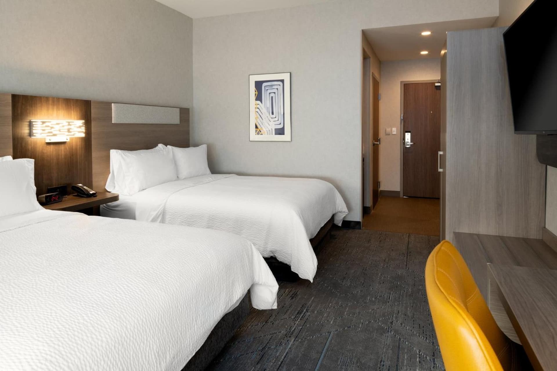 Holiday Inn Express & Suites - Hollister by IHG gallery photo in Hollister, CA — image 6