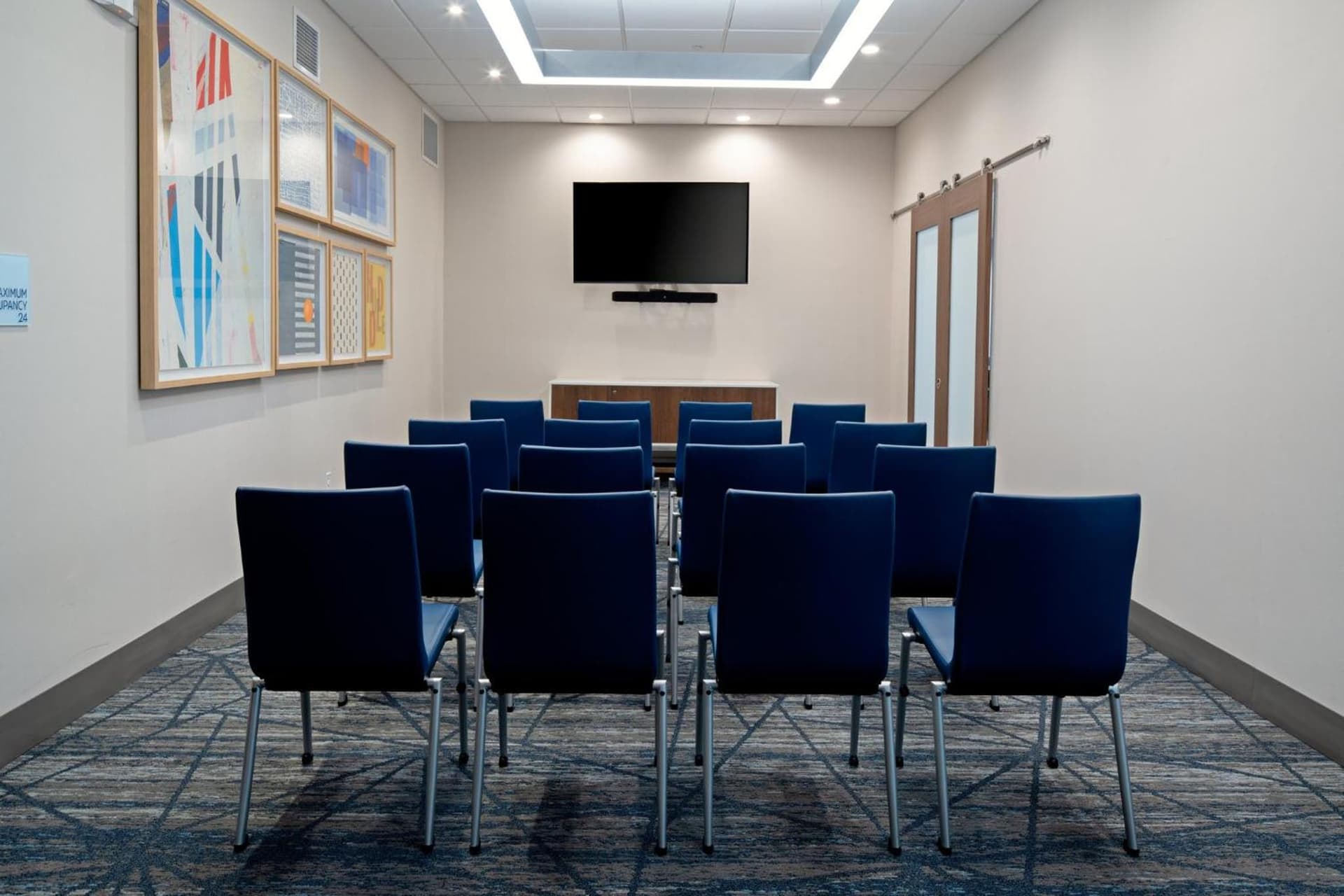 Holiday Inn Express & Suites - Hollister by IHG gallery photo in Hollister, CA — image 47
