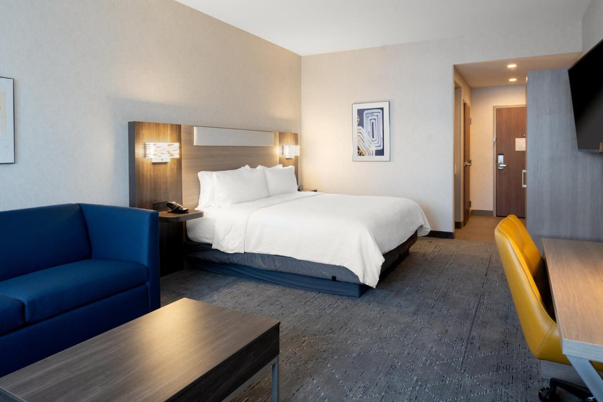 Holiday Inn Express & Suites - Hollister by IHG gallery photo in Hollister, CA — image 11