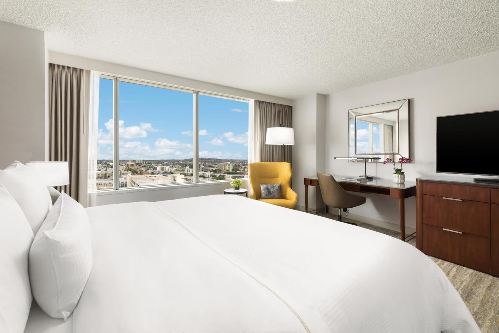 The Westin Long Beach gallery photo in Long Beach, CA — image 74
