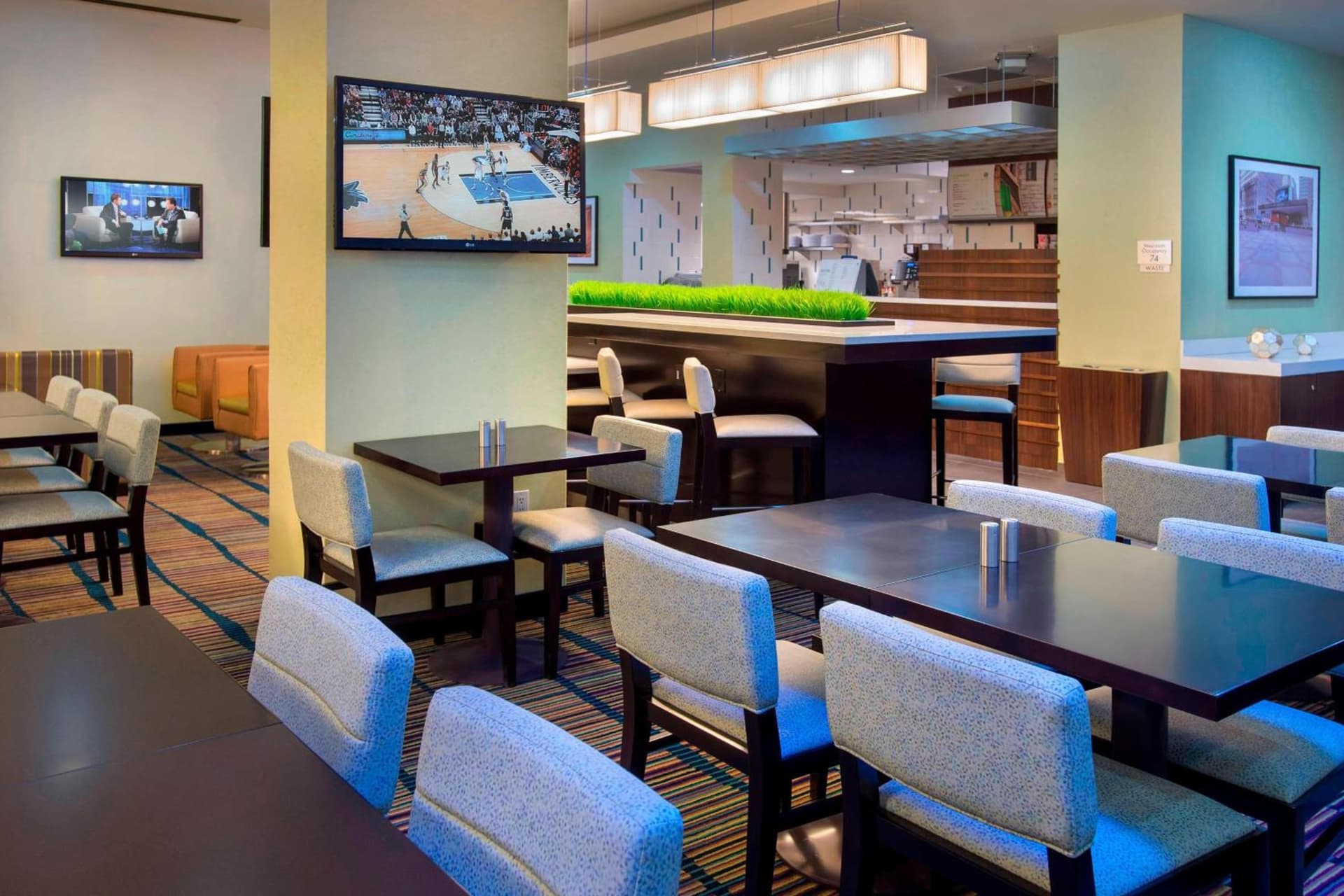 Courtyard by Marriott New York Manhattan/Chelsea property views in New York, NY — gallery photo 3