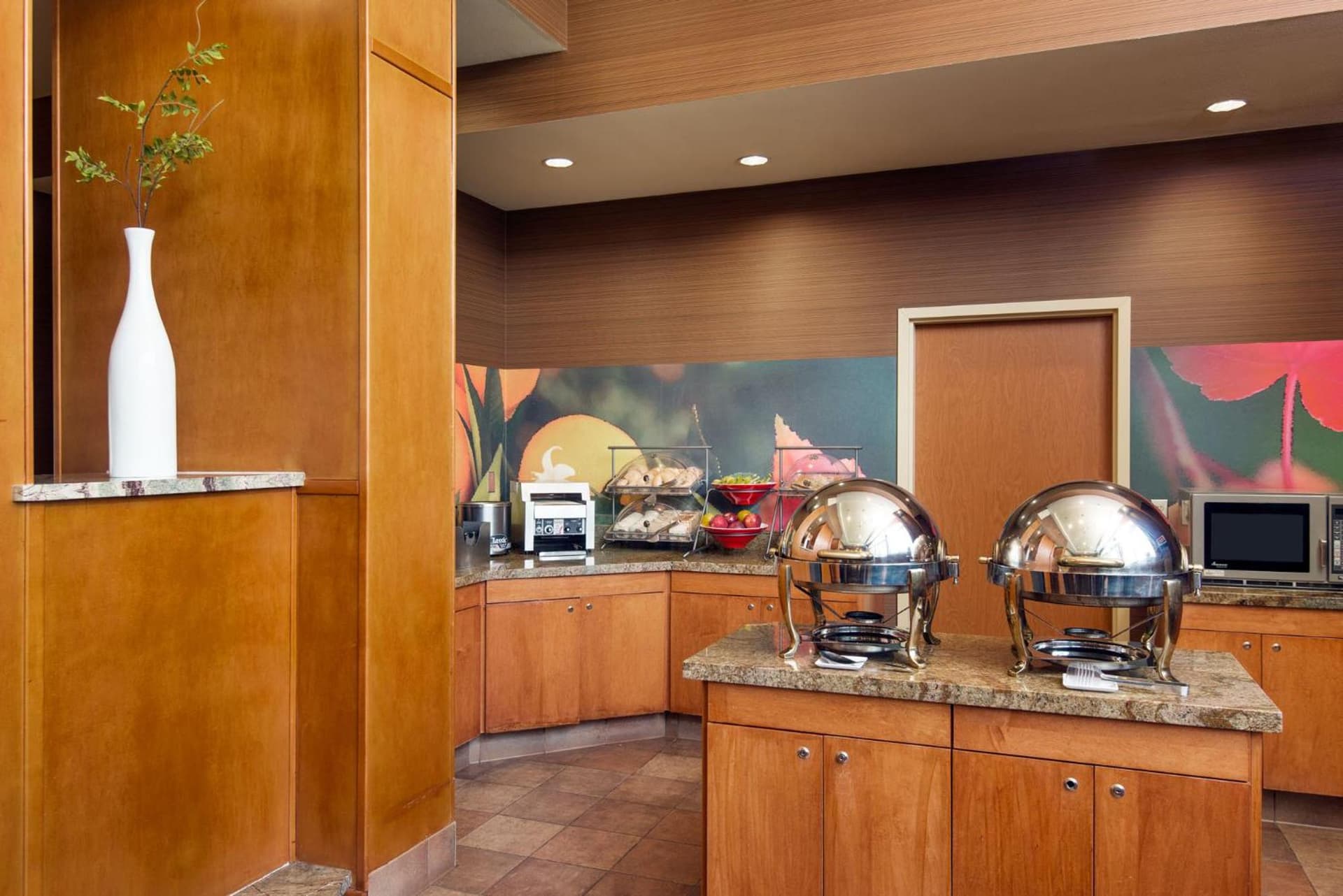 Fairfield Inn Sacramento Cal Expo interior in Sacramento, CA — gallery photo 2