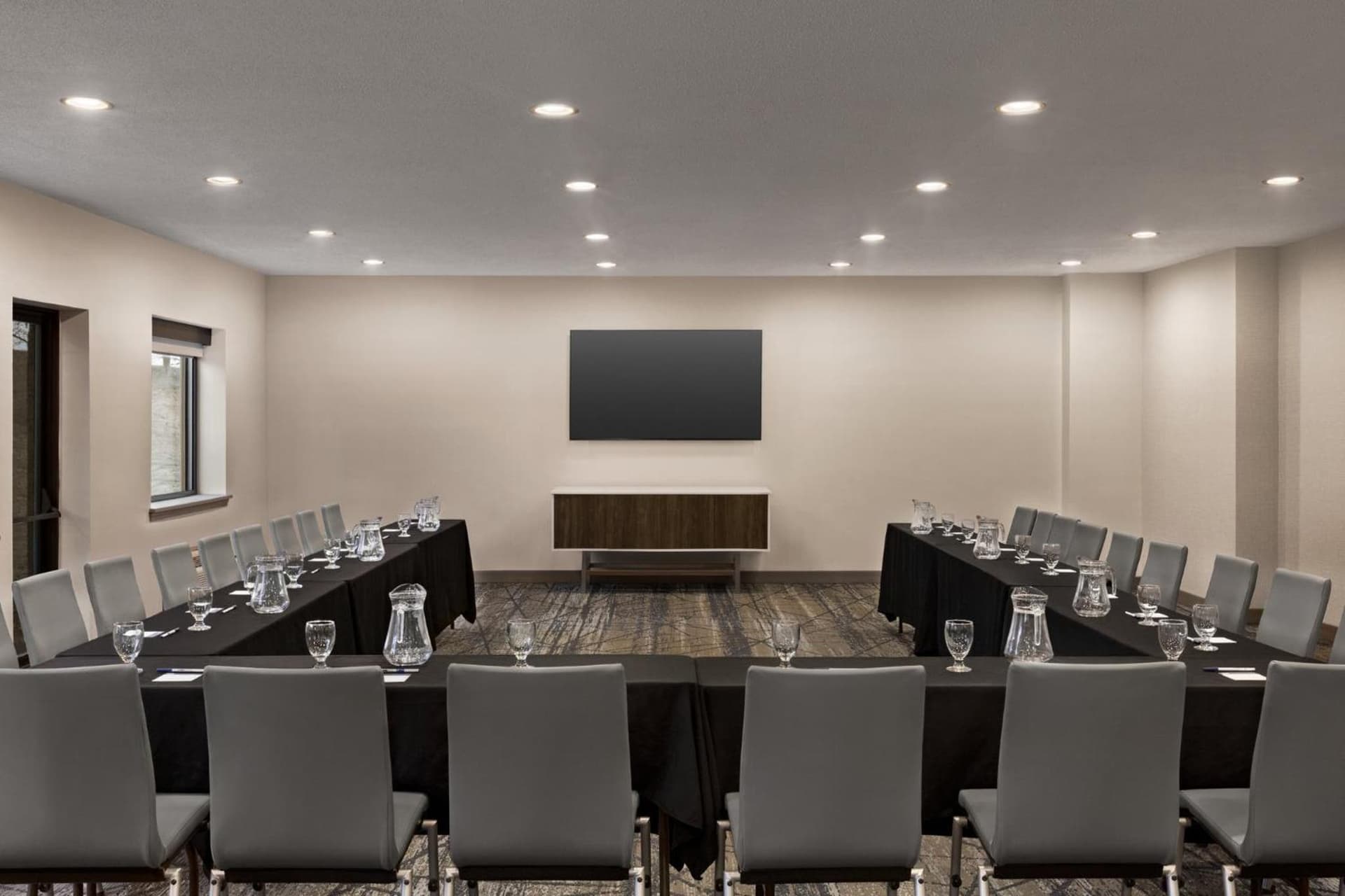 Holiday Inn Express & Suites East Greenbush Albany-Skyline by IHG gallery photo in Rensselaer, NY — image 36